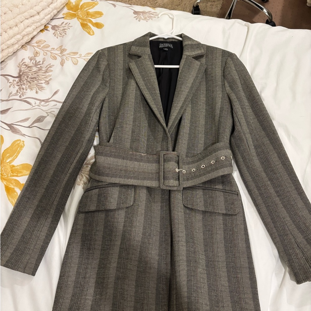 DANIELLE BERNSTEIN Gray Striped Belted Blazer